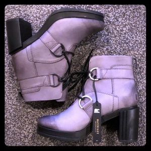 Sorel Margo lace up boots
